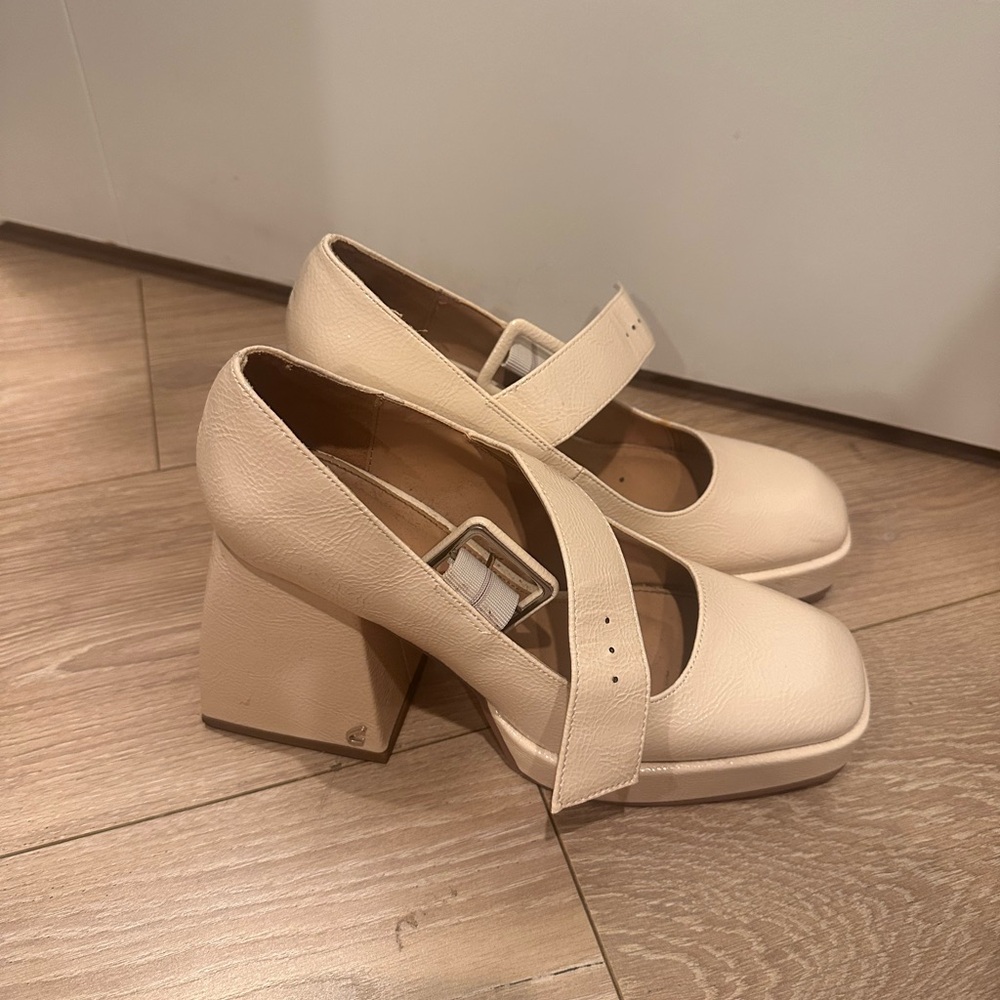Circus by Sam Edelman Cream Mary Janes